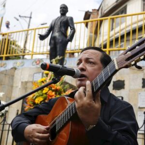 Tour Música Maestro